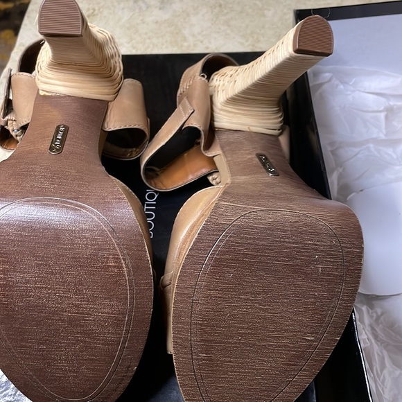 Boutique 9 gennifer tan heels size 10 - Picture 8 of 8